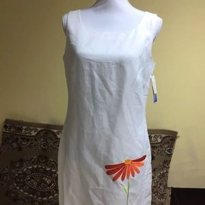 Oberan Size 10 cool summer/spring dress white